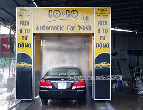 Hệ thống rửa xe tự động trong trạm rửa xe công nghệ cao siêu sạch