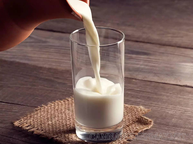 Sữa ít béo hoặc sữa tách béo rất tốt cho bệnh nhân bị cao huyết áp
